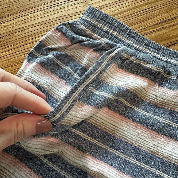 Anthropologie Mermaid Women’s Linen Blend Striped Pull On Shorts Folded Hem SZ S - Picture 7 of 8